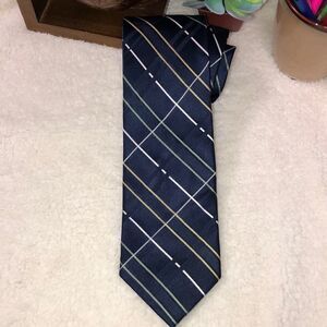 Beau Brummell SOHO Stunning Navy Gold Green White Silk Tie